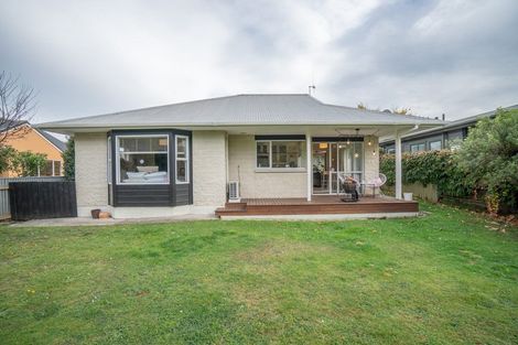 Photo of property in 17a Franklin Avenue, Hokowhitu, Palmerston North, 4410