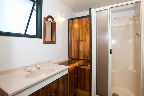 Photo of property in 58 Moana Road, Okitu, Gisborne, 4010