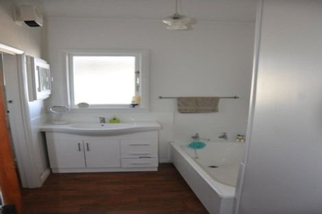 Photo of property in 242 Kennedy Road, Onekawa, Napier, 4110