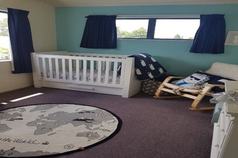 Photo of property in 60a Southsea Crescent, Silverdale, Hamilton, 3216