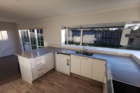 Photo of property in 33 Princeton Parade, Albany, Auckland, 0632