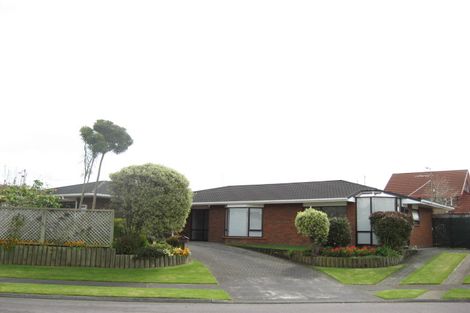 Photo of property in 9 Boulevard Drive, Merrilands, New Plymouth, 4312