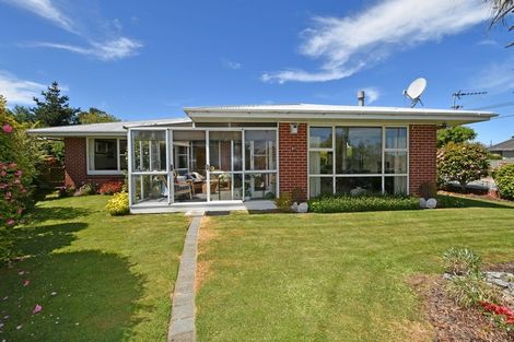 Photo of property in 87 Banks Avenue, Dallington, Christchurch, 8061