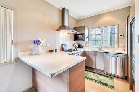 Photo of property in 12 Mulvaney Crescent, Henderson, Auckland, 0612