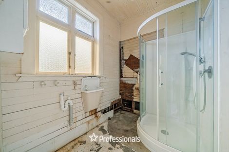 Photo of property in 37 Hardy Street, Waterloo, Lower Hutt, 5011