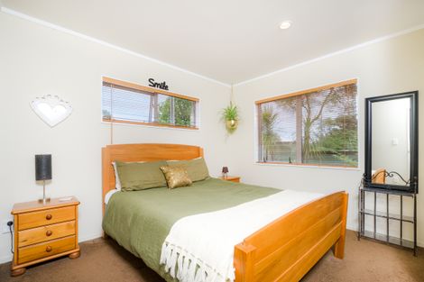 Photo of property in 43 Mcentee Road, Waitakere, Auckland, 0816