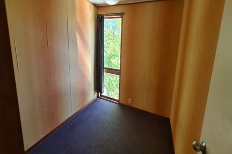 Photo of property in 4 Mahia Place, Kelvin Grove, Palmerston North, 4414