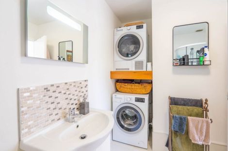 Photo of property in 5 Tararua Street, Paraparaumu, 5032