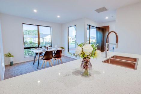 Photo of property in 32 Stationmasters Way, Prebbleton, 7604