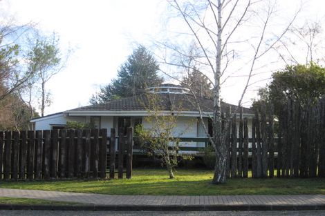 Photo of property in 54 Marina Terrace, Kinloch, Taupo, 3377