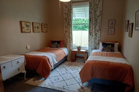 Photo of property in 10 Rawhiti Street, Vogeltown, New Plymouth, 4310