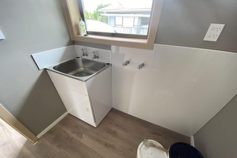 Photo of property in 4 Crescent Court, Melville, Hamilton, 3206