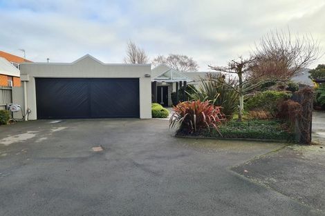 Photo of property in 5 Priorsford Court Avonhead Christchurch City