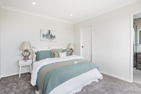 Photo of property in 42 Drumbuoy Drive, Flat Bush, Auckland, 2019