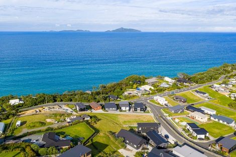 Photo of property in 3 Solar Way, Langs Beach, 0582