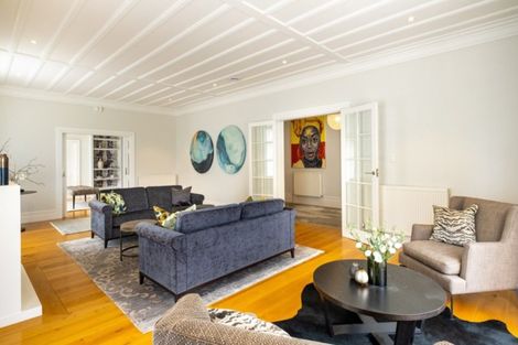 Photo of property in 337 Te Mata Road, Havelock North, 4294