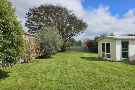 Photo of property in 62 Fraser Crescent, Elderslea, Upper Hutt, 5018