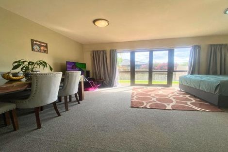 Photo of property in The Grange, 53/92 Bush Road, Albany, Auckland, 0632