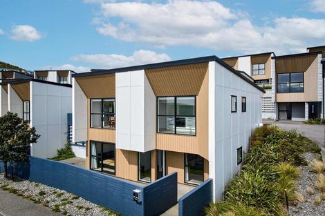 Photo of property in 32 Tea Tree Lane, Woodridge, Wellington, 6037