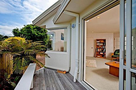 Photo of property in 67 Balmain Road, Birkenhead, Auckland, 0626