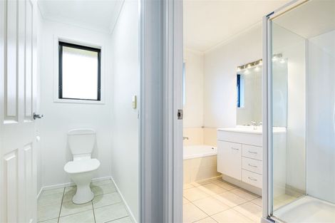 Photo of property in 4 San Domingo Rise, Henderson, Auckland, 0612