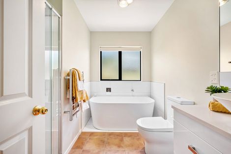 Photo of property in 12 Forsyth Grove, Brooklyn, Wellington, 6021