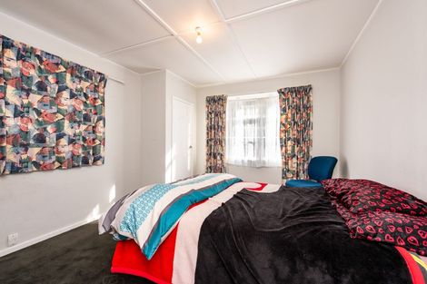 Photo of property in 95 Moorefield Road, Johnsonville, Wellington, 6037