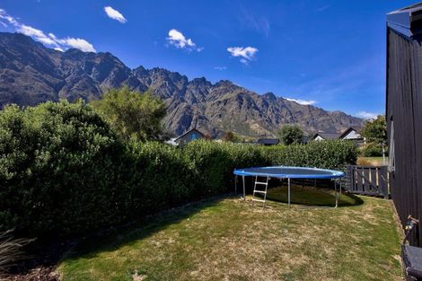 Photo of property in 3 Caithness Court, Jacks Point, Queenstown, 9371