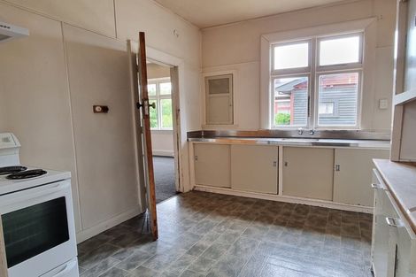 Photo of property in 52 Palmerston Street, Greymouth, 7805