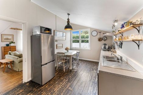 Photo of property in 24 Arrow Street, Wakefield, 7025