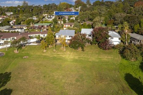 Photo of property in 1/14 Greenvalley Rise, Glenfield, Auckland, 0629