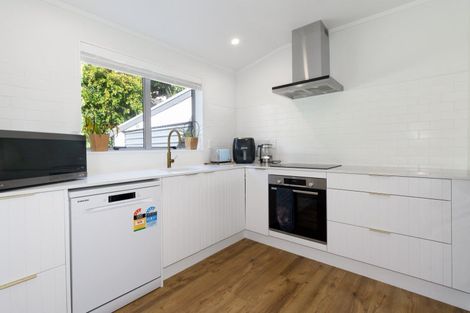 Photo of property in 33 Brookfield Terrace, Brookfield, Tauranga, 3110