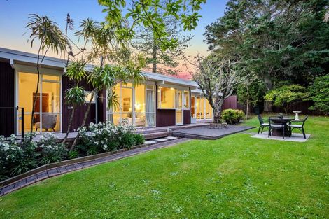 Photo of property in 55 Hillcrest Avenue, Hillcrest, Auckland, 0627