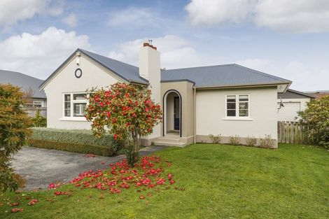 Photo of property in 6 Manuka Street, Hokowhitu, Palmerston North, 4410