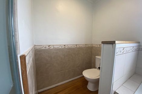 Photo of property in 2a Turehu Street, Merrilands, New Plymouth, 4312