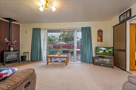 Photo of property in 25 Stillwater Place, Westbrook, Palmerston North, 4412