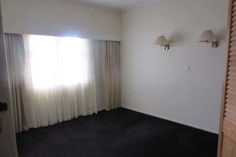 Photo of property in 122 Yule Street, Lyall Bay, Wellington, 6022