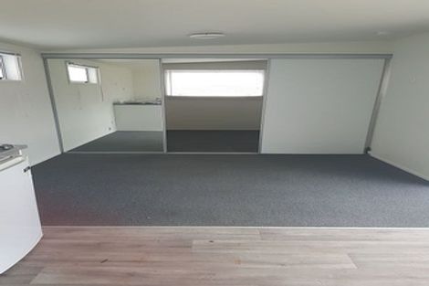 Photo of property in 5 Holgate Avenue, Herald Island, Auckland, 0618