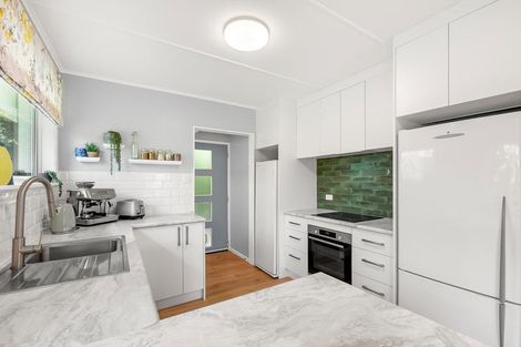 Photo of property in 67 Bird Grove, Stokes Valley, Lower Hutt, 5019