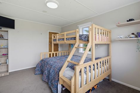 Photo of property in 19 Bennett Street, Waipawa, 4210