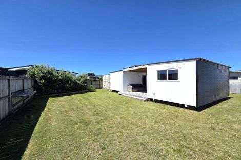 Photo of property in 105 Taupata Way, Matarangi, Whitianga, 3592