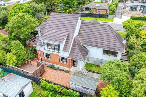 Photo of property in 76a Winara Avenue, Waikanae, 5036