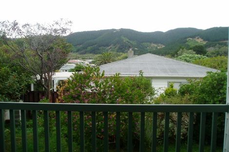 Photo of property in 4 Clarkes Crescent, Paekakariki, 5034
