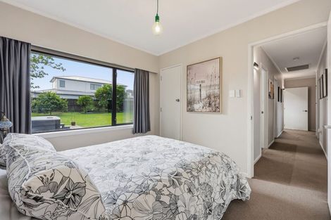Photo of property in 74 Angelo Avenue, Howick, Auckland, 2014