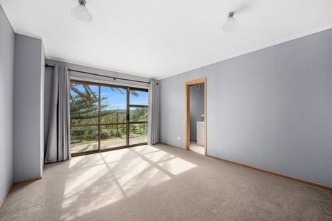 Photo of property in 380 Paremoremo Road, Paremoremo, Auckland, 0632