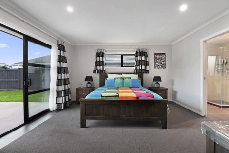 Photo of property in 8 Chalgrove Road, Huntington, Hamilton, 3210