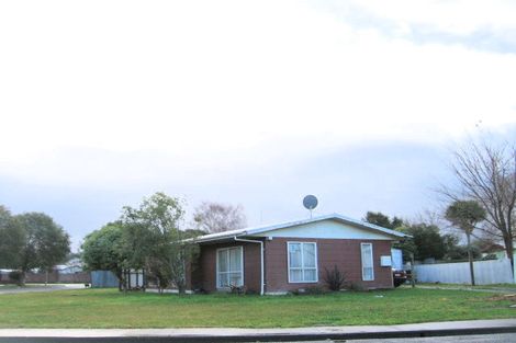 Photo of property in 76 Diaz Drive, Flaxmere, Hastings, 4120