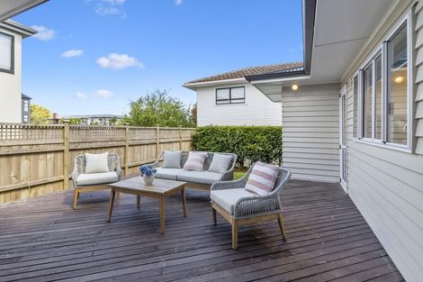 Photo of property in 65 Seacliffe Avenue, Belmont, Auckland, 0622