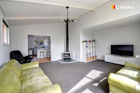 Photo of property in 7 Kinmont Crescent, Kinmont Park, Mosgiel, 9024