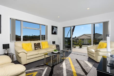 Photo of property in 4 Benmore Crescent, Pyes Pa, Tauranga, 3112